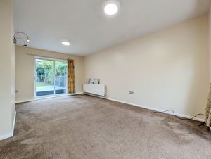 Photo 16- click for photo gallery